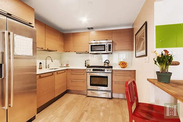 Rented by Halstead Real Estate | media 16