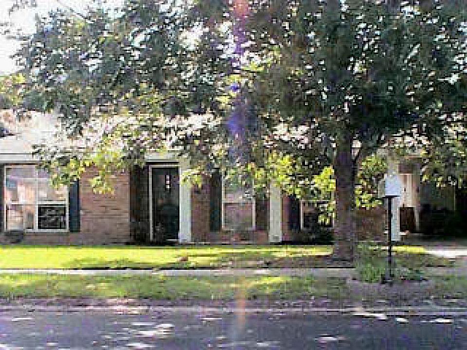 1st image of 106 Kansas St