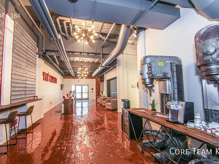 1180 E 30th St #307 — Photo 18