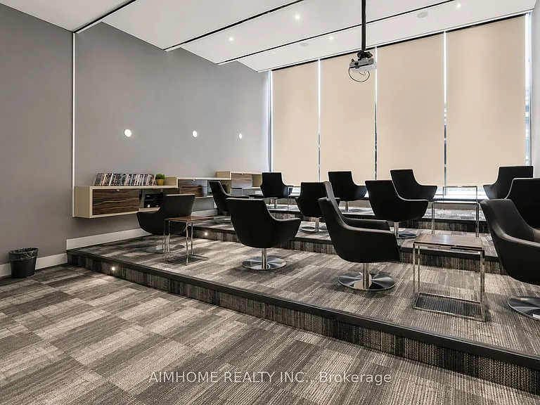 273 S Park Rd #1201 — Photo 5