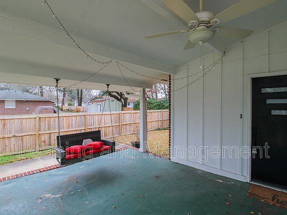 2nd image of 2628 Lilac Ave