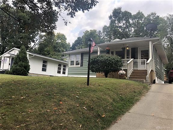 2nd image of 1438 Darst Ave