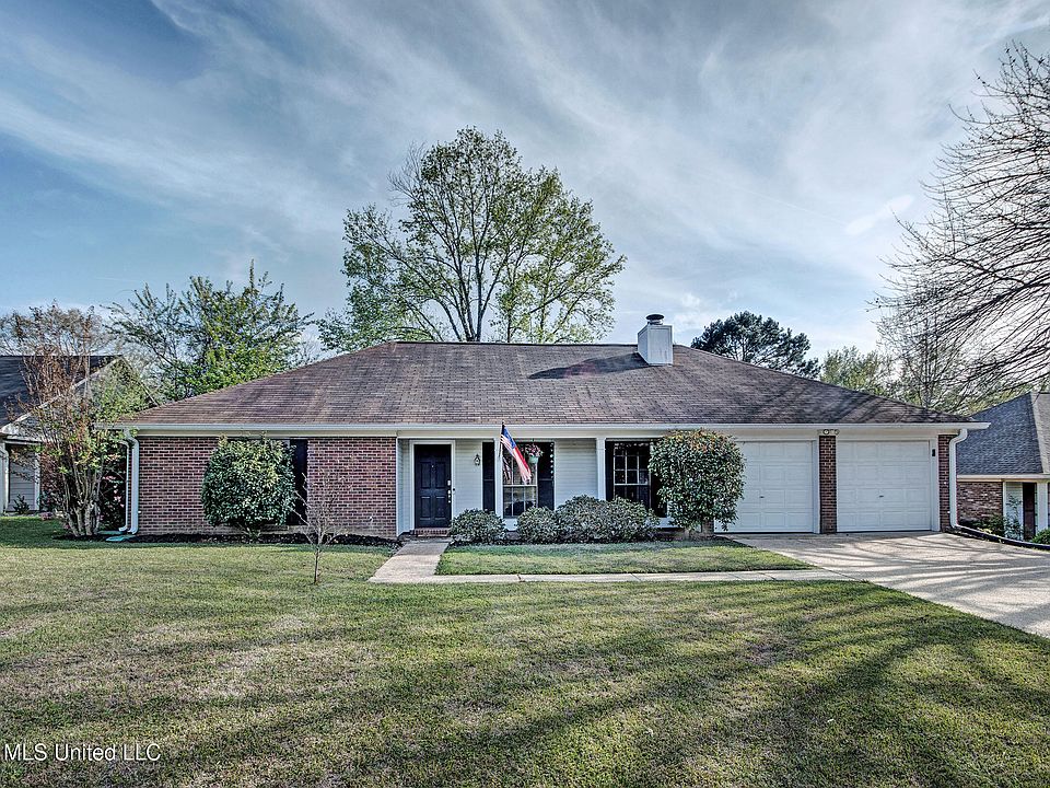 1st image of 617 Water Oak Dr