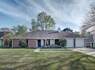 617 Water Oak Dr, Madison, MS 39110