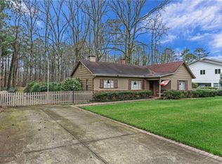 550 Jones Rd, Roswell, GA 30075