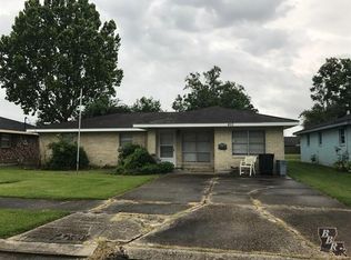405 Holiday Dr, Houma, LA 70364