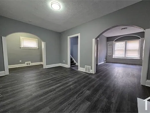 12008 Continental Ave — Photo 12