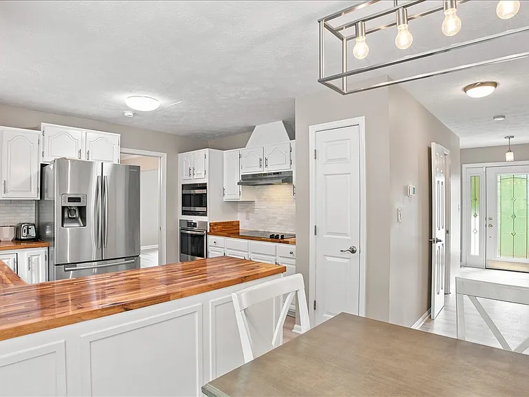 111 Launchris Dr — Photo 91