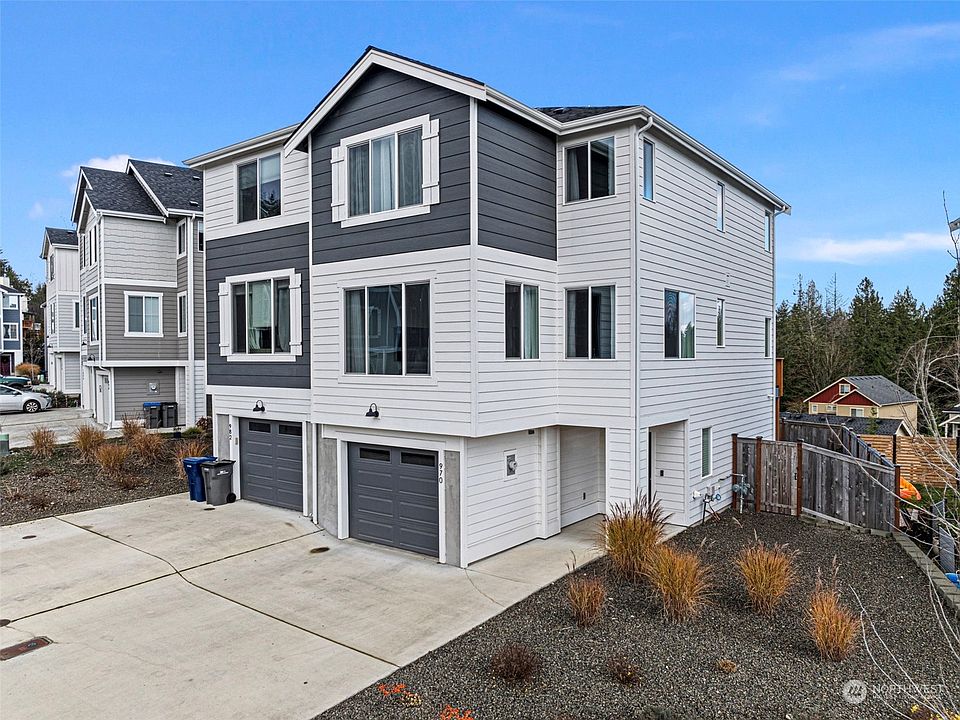 1st image of 970 NW Highgarden Drive