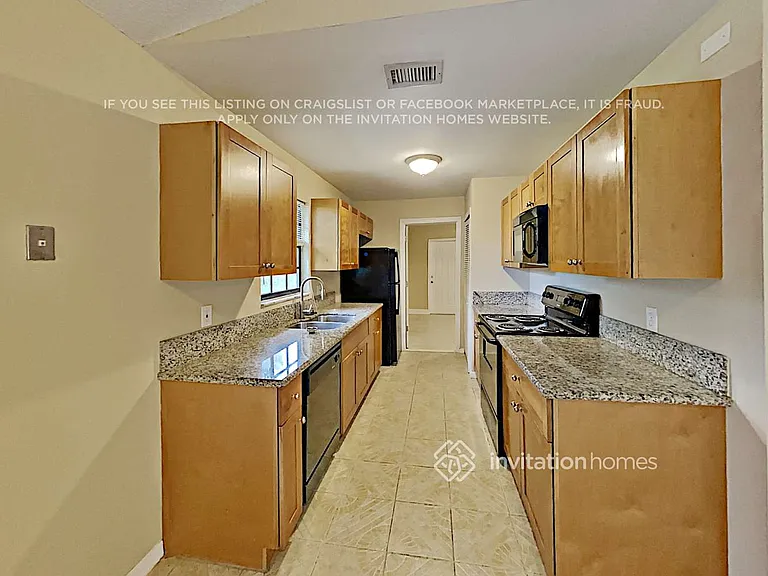 6750 Royal Palm Beach Blvd — Photo 10
