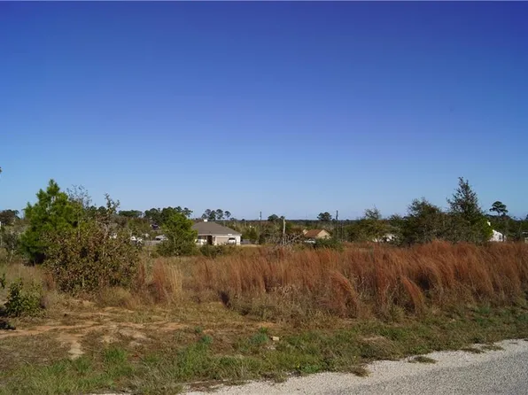Tonkawa Dr, Paige, TX 78659
