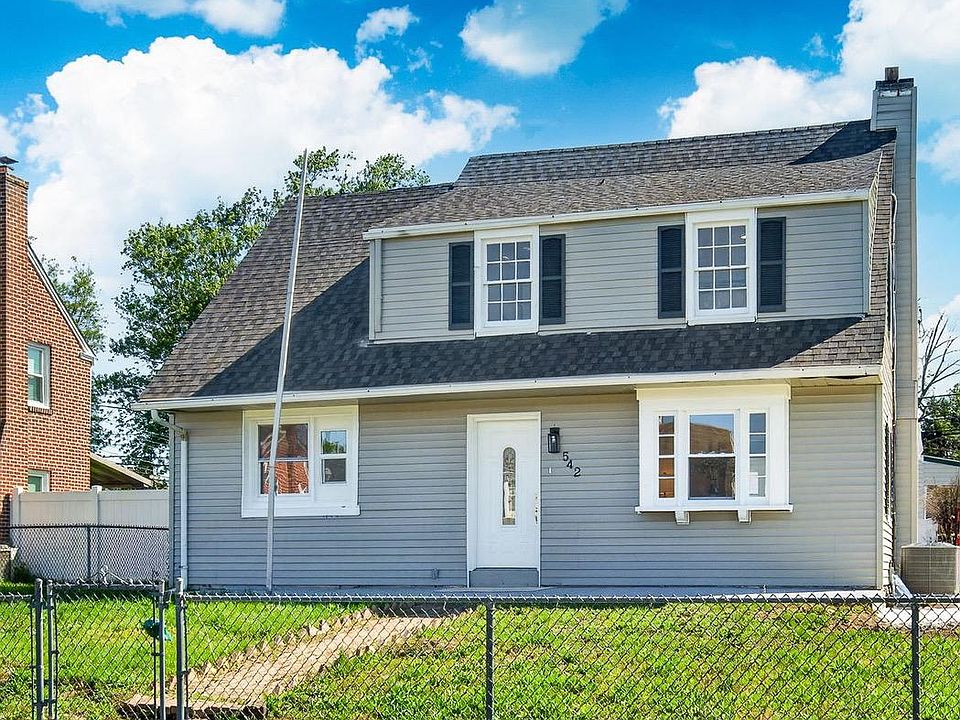 1st image of 542 Stanbridge Rd