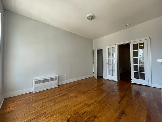 Rented by Keller Williams NYC | media 23