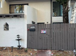 6608 SW 114th Ave, Miami, FL 33173