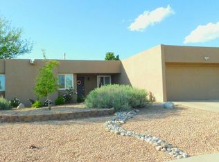 8213 Krim Dr NE, Albuquerque, NM 87109