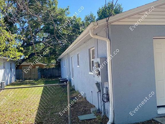 2nd image of 3421 Temple St