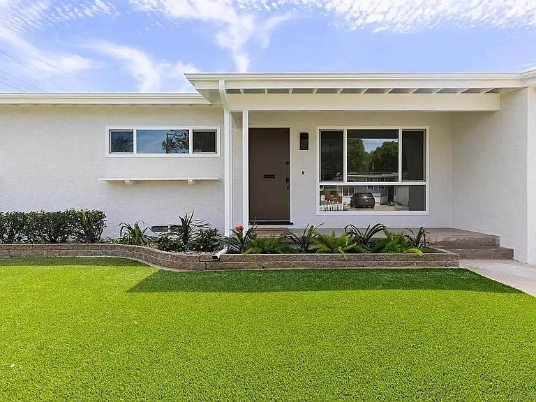 8851 Geraldine Ave — Photo 5