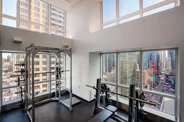 Sold by HighRiseNY | media 2