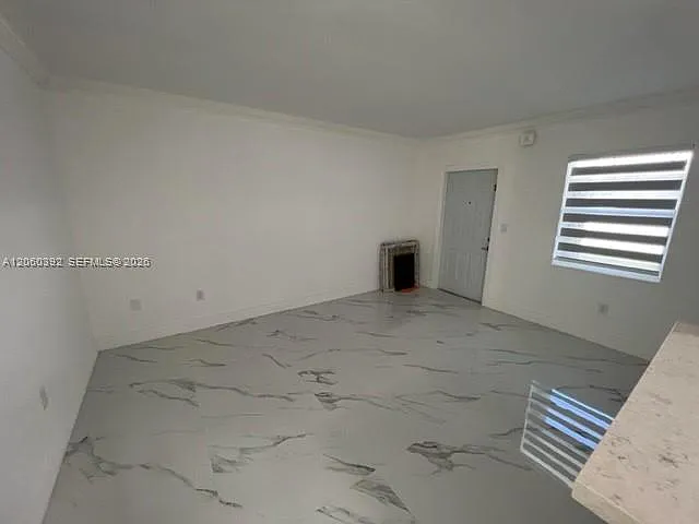 Gables Edge Condo — Photo 3