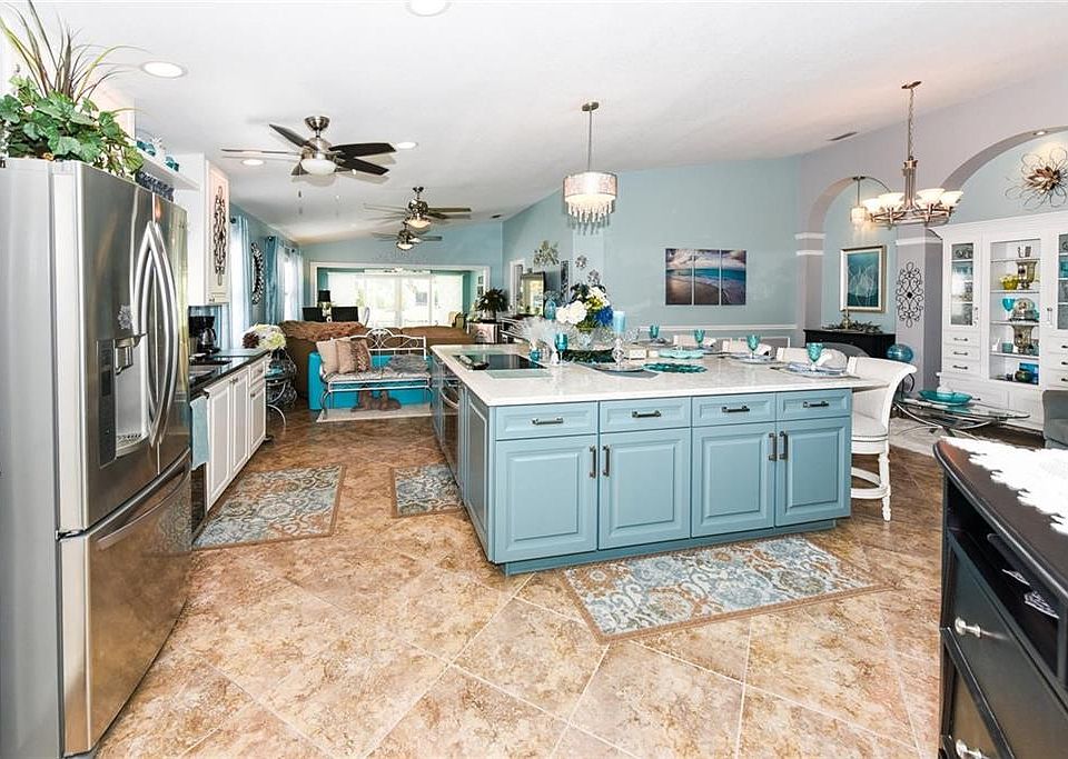 1st image of 1595 SW Shady Lake Ter