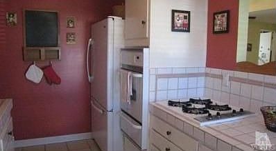 5th image of 1218 Burtonwood Ave
