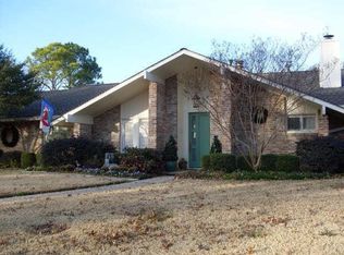 14105 Tanglewood Dr, Farmers Branch, TX 75234