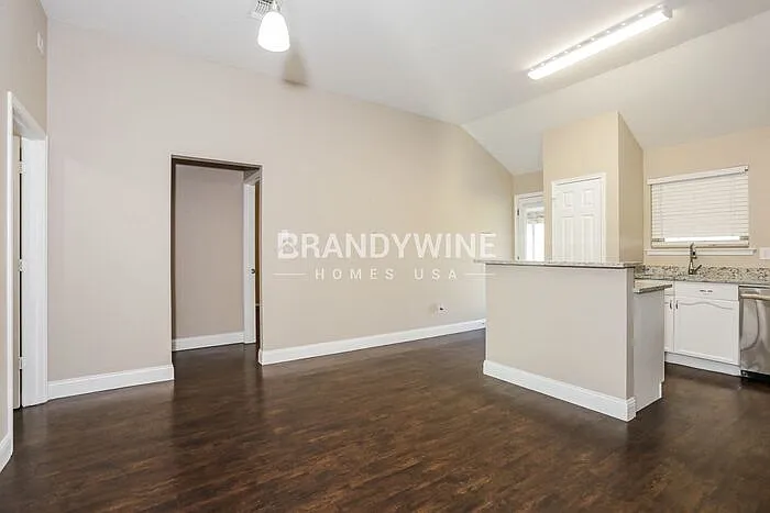 4804 Saint Thomas Pl — Photo 8