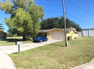 653 NE 15th Ct, Cape Coral, FL 33909