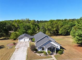 128 Riverview Dr, Anderson, MO 64831