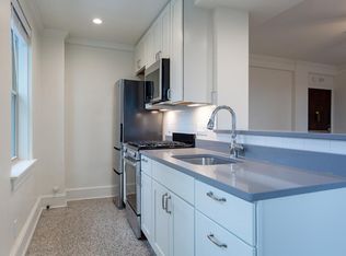 St. Clair, Milwaukee, WI 53202