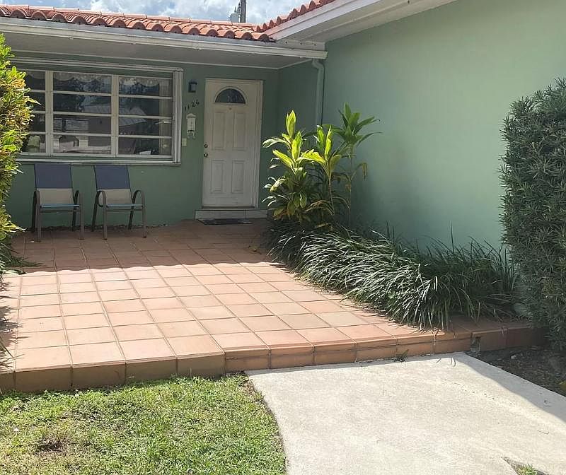 1st image of 1126 Dove Ave