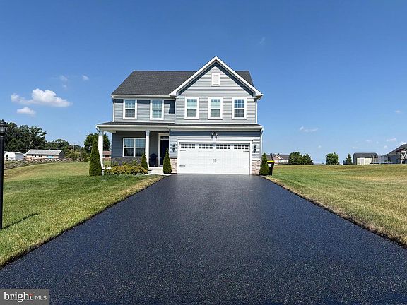 2nd image of 49 Winifred Dr
