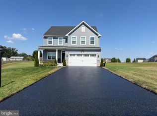 49 Winifred Dr, Hanover, PA 17331