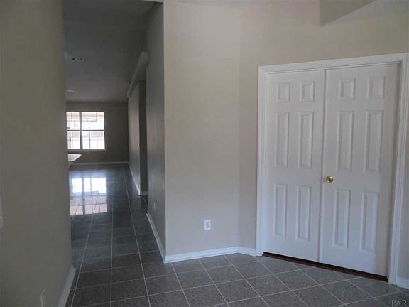 4th image of 3209 Nikki Ct