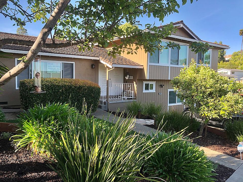 2nd image of 3966 Luella Pl