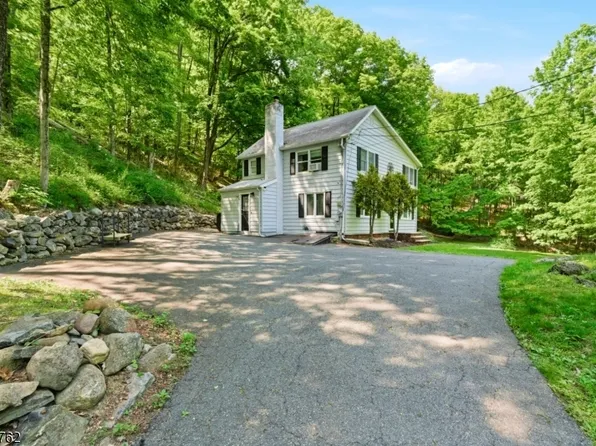 84 Scudders Rd, Sparta Twp., NJ 07871