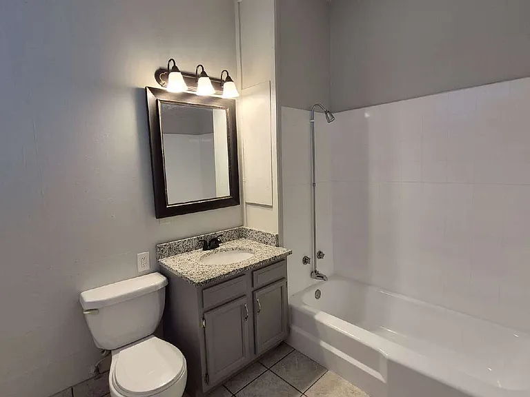 103 Barnhardt Cir #5 — Photo 12