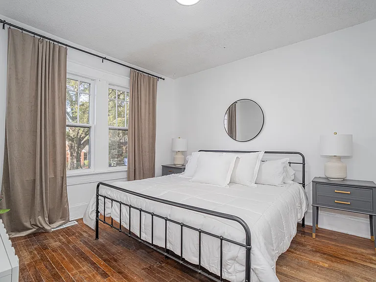 1101 Lancaster St — Photo 15