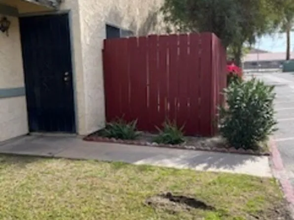 344 S Waterman Ave Unit B, El Centro, CA 92243