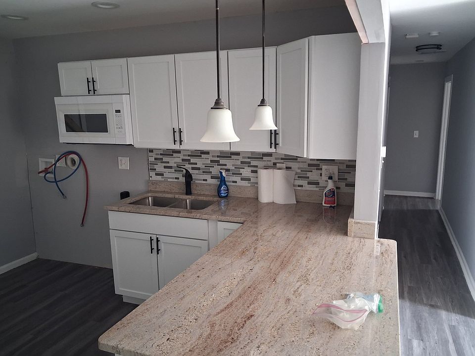 2nd image of 4028 Martin Luther King Dr