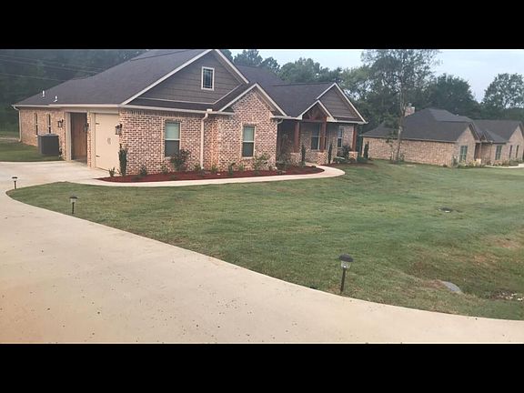 5th image of 8203 Claire Ave
