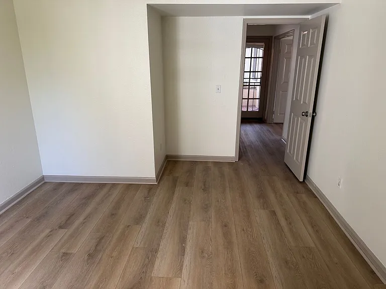 4032 Ampudia St — Photo 31