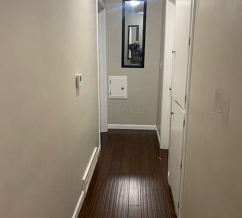 3rd image of 4937 Harbor Blvd