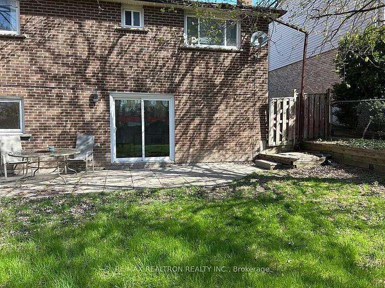 88 Eastman Cres #BMST — Photo 10