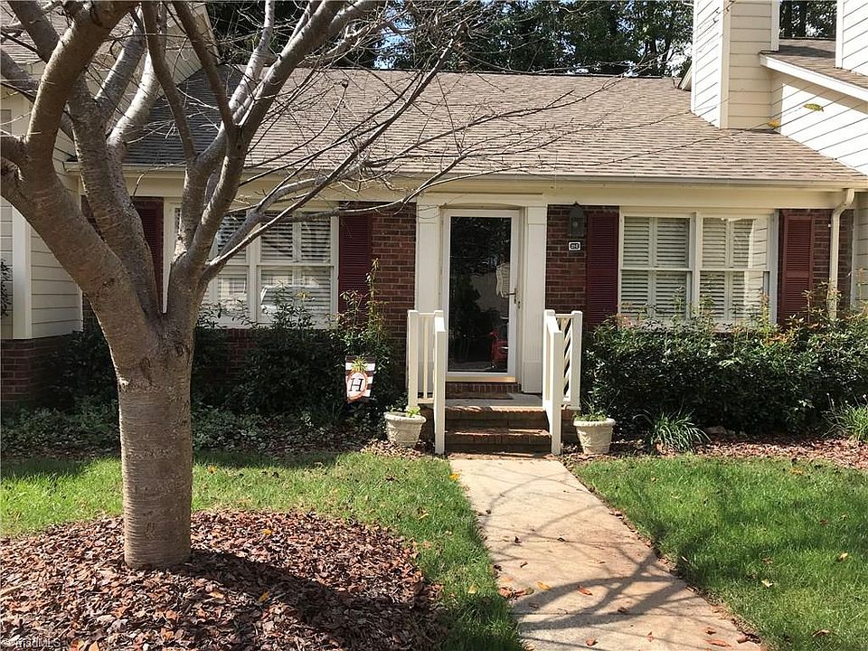 1st image of 21 E Park Village Ln