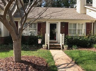 21 E Park Village Ln, Greensboro, NC 27455