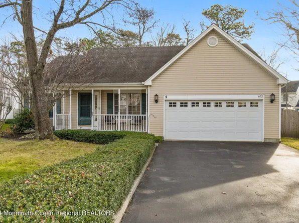 672 Buccaneer Lane, Manahawkin, NJ 08050