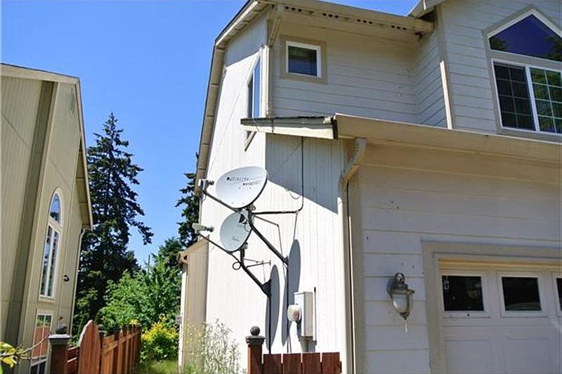 2nd image of 13425 8th Ave S