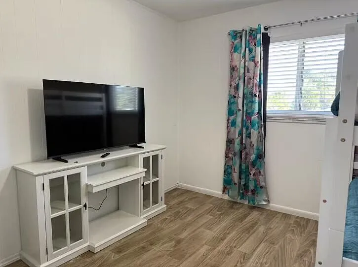 516 E Whitney Dr — Photo 29