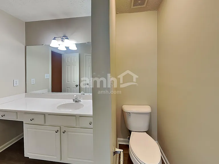 4701 Gold Mine Dr — Photo 11